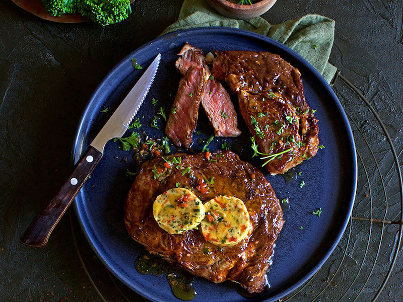 STEAK 800X600 WEB (1)